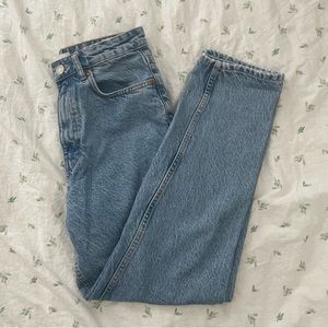 ‼️SOLD‼️ZARA - High Waist Light Wash Straight Leg Jeans